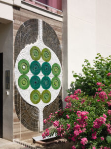 20- Centre d'étude L'OEUF
Mosaïques œuf stylisé ou œuf inscrit
Bâtiment N° 18